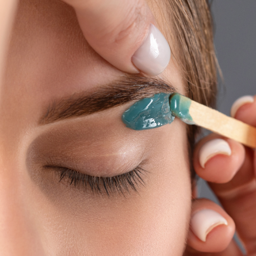 Eyebrows Hot Waxing